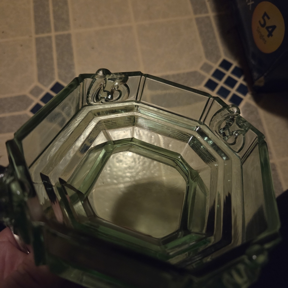 Tiara  glass green trinket holder - Picture 12 of 15